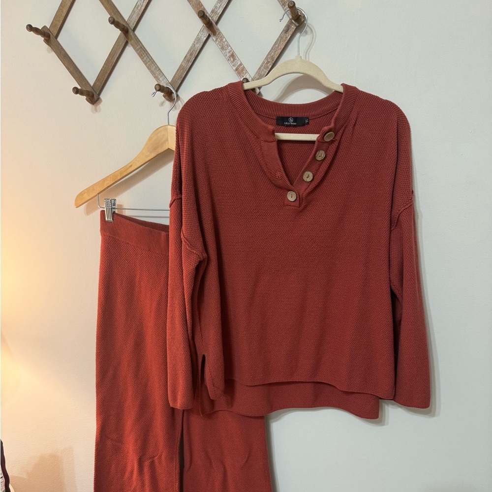 SOLD Amazon Knit Sweater Set